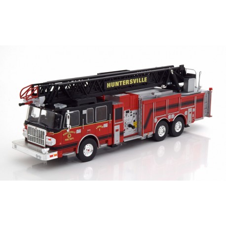 Smeal 105 Aerial Ladder US Firetruck Huntersville 2014 IXO TRF012