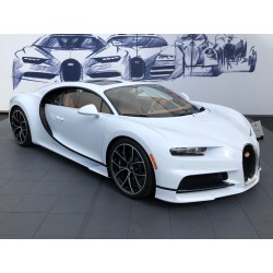 Bugatti Chiron Skyview Glacier White Pebble Beach 2018 Looksmart LS494A