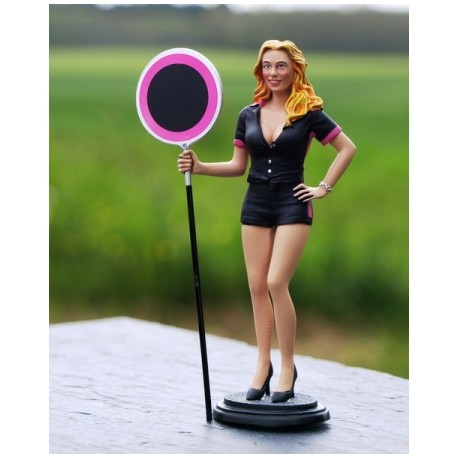 Figurine Maud Grid Girl with Board to Personalize Le Mans Miniatures LMFLM118014P