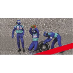 Tyre Change Set Sauber 3 Figurines and 1 Front Tyre 1/43 F1 2002 Minichamps 343100032