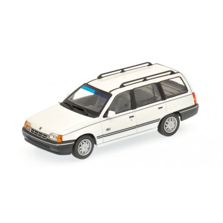 Opel Kadett E Caravan 1989 White Minichamps 400045911