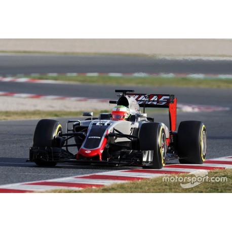 Haas Ferrari VF-16 F1 2016 Esteban Gutierrez Spark S5016