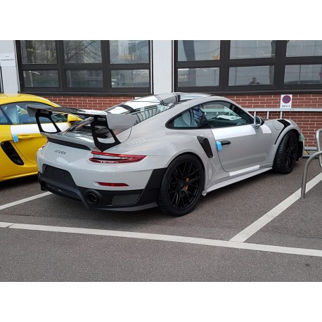 Porsche 911 991.2 GT2RS 2018 Chalk with Weissach Package with Golden Magnesium Wheels Minichamps 155068304