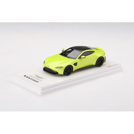 Aston Martin Vantage Lime Essence 2018 Truescale TSM430310