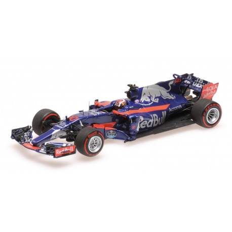 Scuderia Toro Rosso STR12 10 Fisrt GP F1 Japon 2017 Pierre Gasly Minichamps 417171410