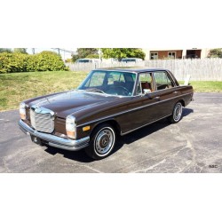 Mercedes Stroke 8 Salon 1968 Brown Sunstar SUN5622