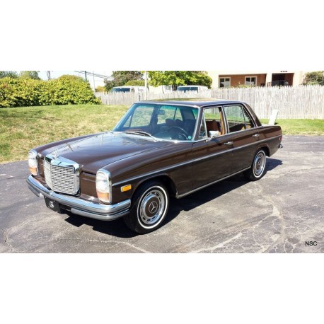 Mercedes Stroke 8 Salon 1968 Brown Sunstar SUN5622