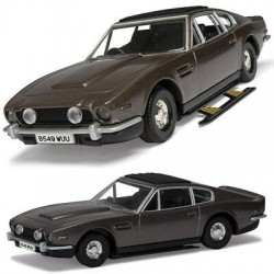 James Bond Aston Martin V8 Vantage Volante (The Living Daylights) Corgi CC04804