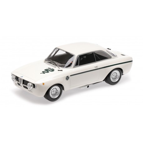 Alfa Romeo GTA 1300 Junior 1971 White Minichamps 155120021