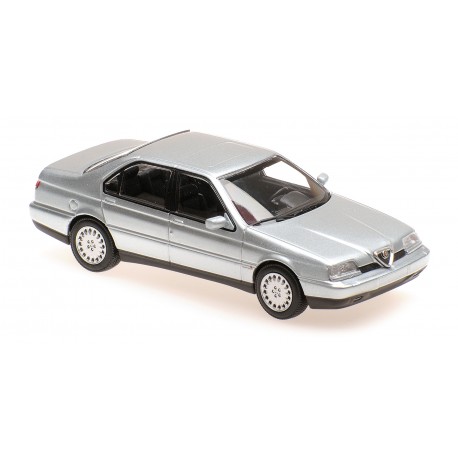 Alfa Romeo 164 3.0 V6 Super Silver 1992 Minichamps 940120701