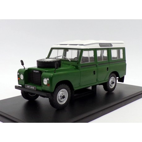 Land Rover Series III 109 1980 Green Whitebox WB124033