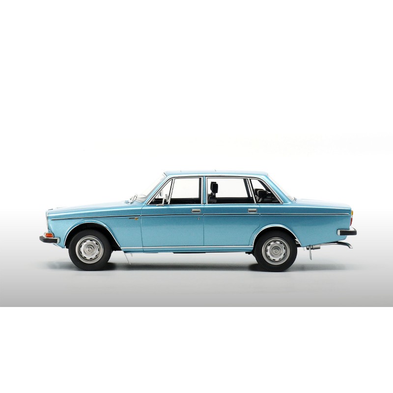 Miniature DNA Collectibles - Volvo 164 E 1972 Rouge - Échelle 1/18 - Résine - NEUVE
