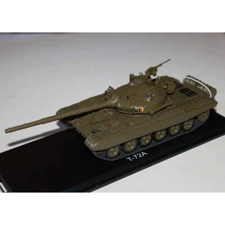Panzer T-72A NVA IXO PCL47102