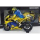 Yamaha YZR M1 46 Moto GP Winner Sachsenring 2006 Valentino Rossi Dirty version avec figurine Minichamps 123063096