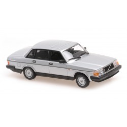 Volvo 240 GL 1986 Silver Metallic Minichamps 940171402