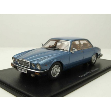 Jaguar XJ Series III 1986 Light Blue Metallic NEO NEO49598