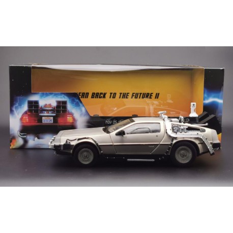DeLorean DMC-12 Back to the Future 2 1983 Sunstar SUN2710