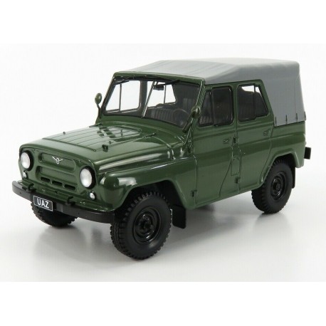 UAZ 469 Green Matt WhiteBox WB124042