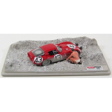 Alfa Romeo TZ2 with figure 43 24 Heures du Mans 1965 Best Model 9605