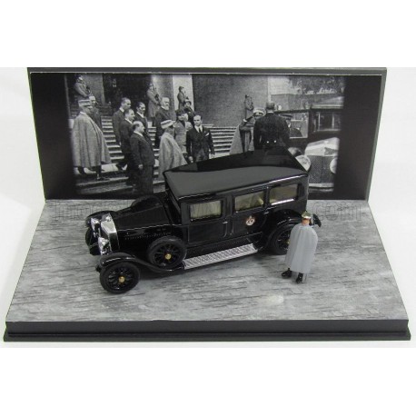 Fiat 519s Limousine whith Figure Roi Vittorio Emanuele III 1929 Black Rio Models 4510/P