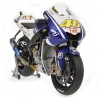 Yamaha YZR-M1 Moto GP 2010 Valentino Rossi Minichamps 122103046