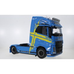 Volvo FH16 XL Cab 2018 Light Blue Yellow IXO PCL30207