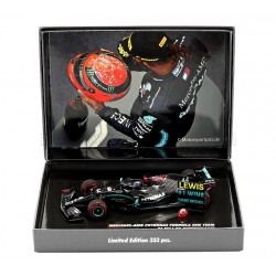 Mercedes F1 W11 EQ Performance 44 F1 91st Win Eifel 2020 Lewis Hamilton with pitboard and helmet Minichamps 410201144