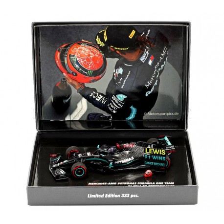 Mercedes F1 W11 EQ Performance 44 F1 91st Win Eifel 2020 Lewis Hamilton with pitboard and helmet Minichamps 410201144