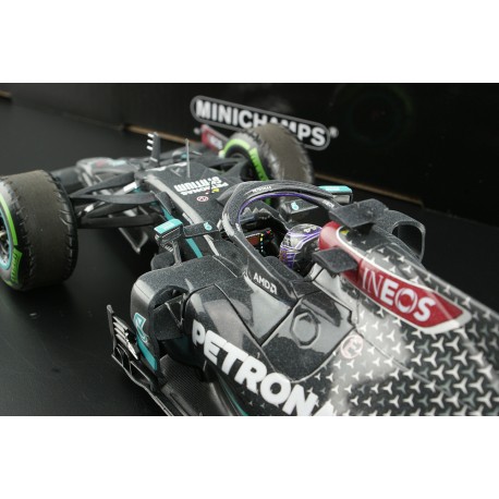 Mercedes F1 W11 44 F1 Winner Turquie World Champion 2020 Lewis Hamilton avec pneus usés et salissures Minichamps 110201444