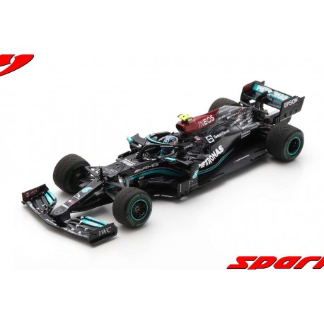 Mercedes AMG F1 W12 E Performance 77 F1 Winner Grand Prix de Turquie 2021 Valtteri Bottas avec pitboard Spark S7681