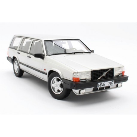 Volvo 740 Turbo Estate SW Station Wagon 1988 Silver Cult Models CML088-2