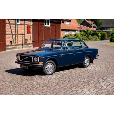 Volvo 144 1973 Dark Blue Metallic Minichamps 155171101