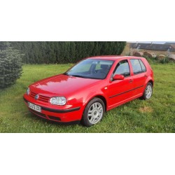 Volkswagen Golf 4 1999 Red Minichamps 940056061