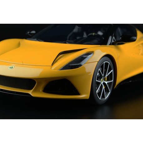 Lotus Emira Hethel Yellow Truescale TS0382