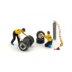 Ferrari 126 C2 1982 Set de 2 Mécaniciens Pneus Brumm F091