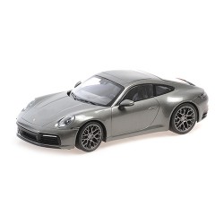 Porsche 911 Carrera 4S 2019 Green Metallic Minichamps 155067328