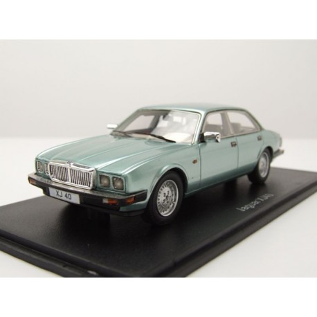 Jaguar XJ40 Sovereign 1990 Green Light Metallic Neo NEO49603