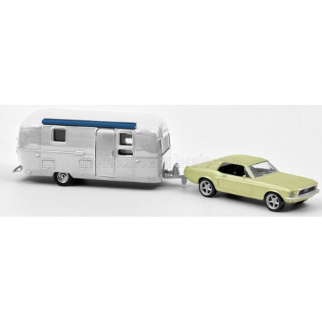 Ford USA Mustang Coupé with airstream caravan roulotte 1968 Light yellow Norev 270581