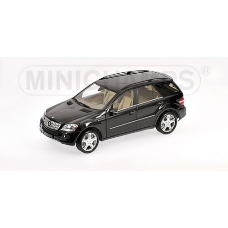 Mercedes Classe M 2006 Noire Minichamps 150034501