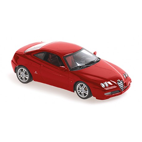 Alfa Romeo GTV 2003 Red Minichamps 940120301