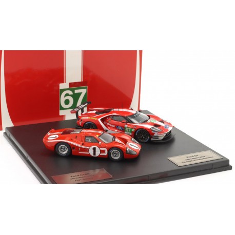 Lot De 2 Miniatures IXOMODELS 1/43 Des 24h Du Mans : Ford GT N°67 2019 Et Ford GT40 N°1 1969, Neuves