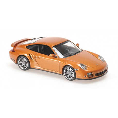 Minichamps 940069010 - Porsc. 911 Turbo Yellow 2009 - échelle 1/43 - modèle de Collection