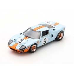 Ford GT40 9 Winner 24 Heures du Mans 1968 Spark S18LM68