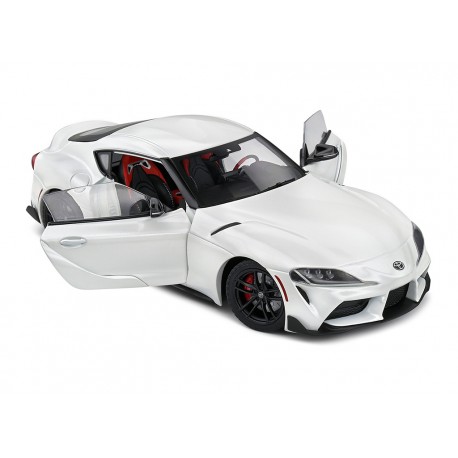Toyota Supra GR 2023 White Solido S1809002