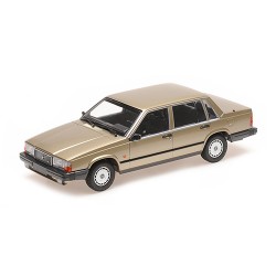 Volvo 740 GL 1986 Gold Minichamps 155171700