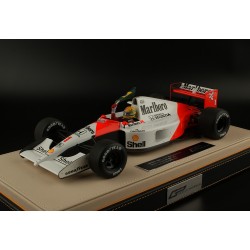 McLaren&nbsp;Honda MP4/6 1 Ayrton Senna F1 World Champion 1991 with driver and flag GP Replicas GPWC002