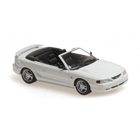 Ford Mustang Cabriolet 1994 White Minichamps 940085631