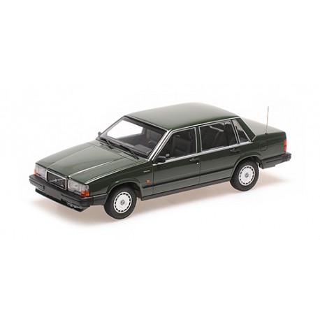 Volvo 740 GL 1986 Dark Green Minichamps 155171702